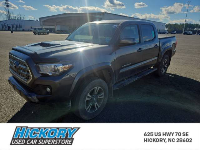 2017 Toyota Tacoma TRD Sport 4WD photo