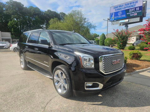 2017 GMC Yukon XL Denali 4WD photo