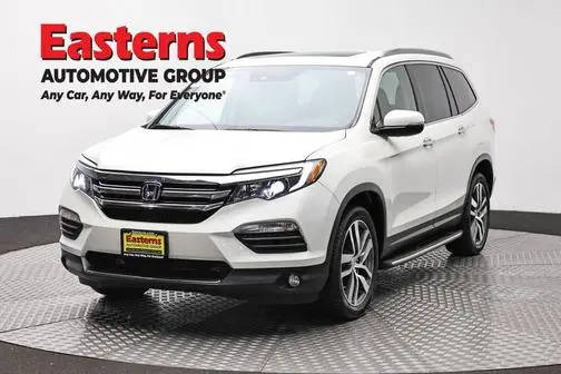 2017 Honda Pilot Elite AWD photo