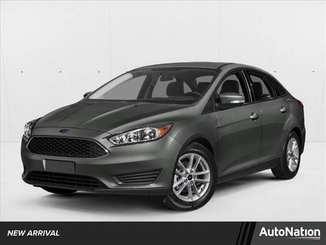 2017 Ford Focus SEL FWD photo
