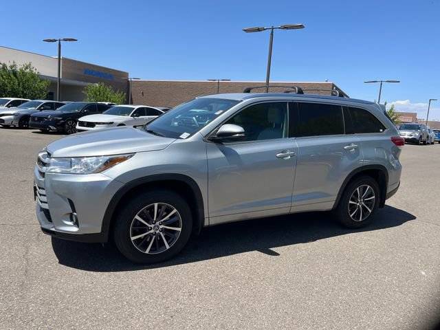 2017 Toyota Highlander XLE AWD photo