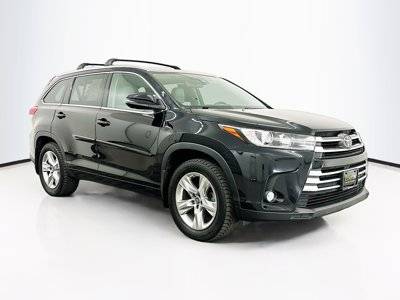 2017 Toyota Highlander Limited AWD photo