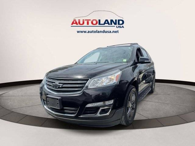 2017 Chevrolet Traverse LT AWD photo