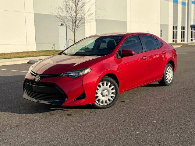 2017 Toyota Corolla LE FWD photo