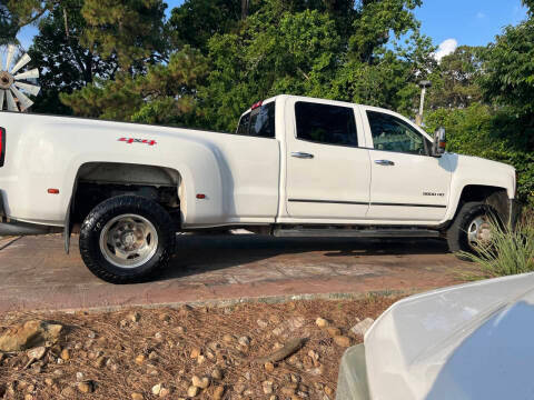 2017 Chevrolet Silverado 3500HD LTZ 4WD photo