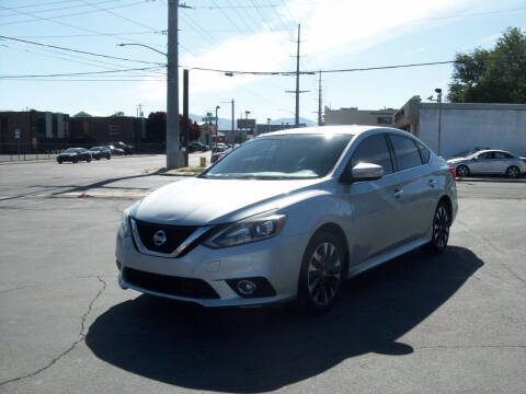 2017 Nissan Sentra SR FWD photo