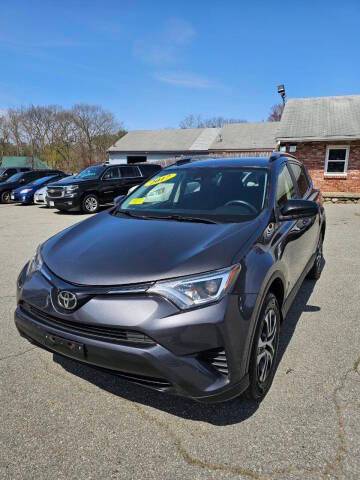 2017 Toyota RAV4 LE AWD photo