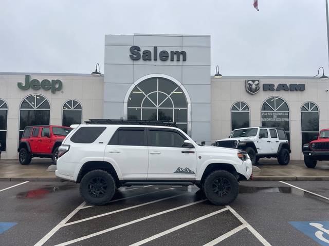 2016 Toyota 4Runner SR5 4WD photo