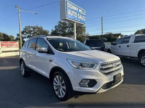 2017 Ford Escape Titanium FWD photo
