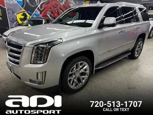 2017 Cadillac Escalade Luxury 4WD photo