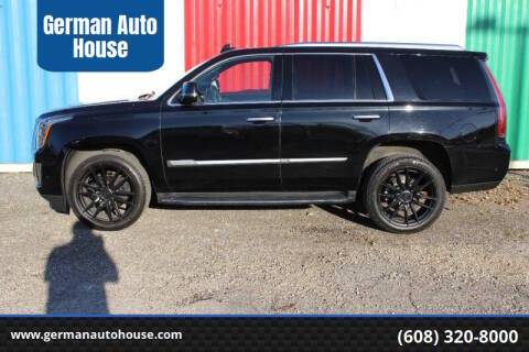 2017 Cadillac Escalade Luxury 4WD photo