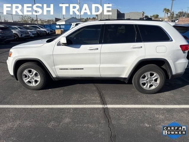 2017 Jeep Grand Cherokee Laredo 4WD photo