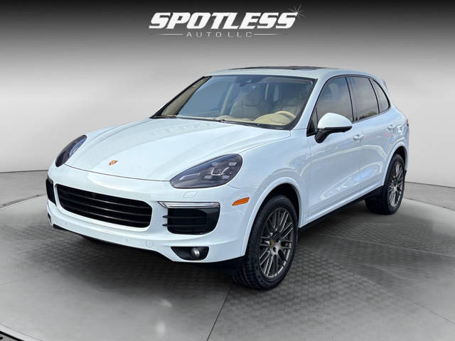 2017 Porsche Cayenne Platinum Edition AWD photo