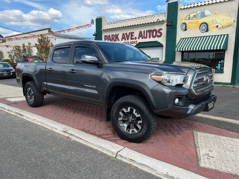 2017 Toyota Tacoma TRD Off Road 4WD photo