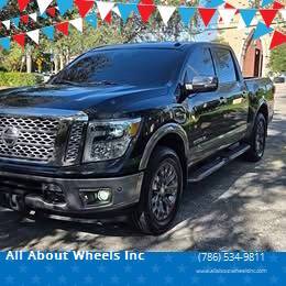 2017 Nissan Titan Platinum Reserve 4WD photo