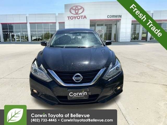 2017 Nissan Altima 2.5 SV FWD photo