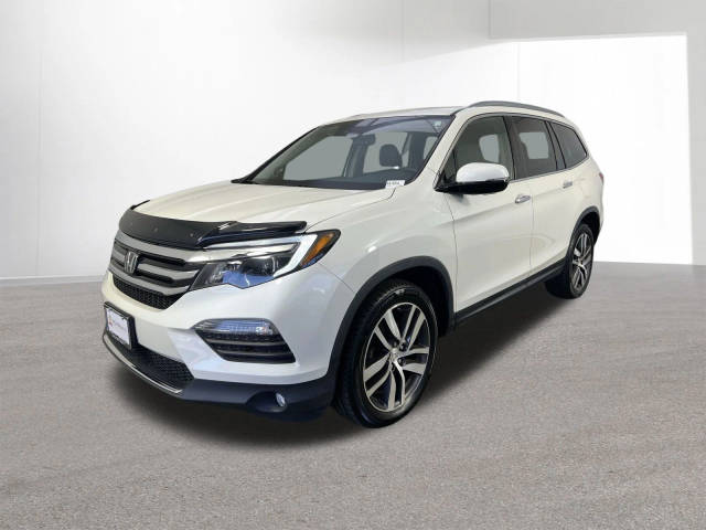 2017 Honda Pilot Elite AWD photo