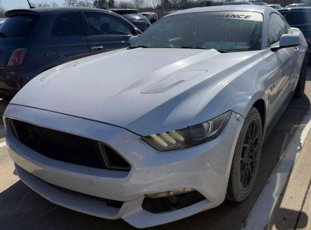 2017 Ford Mustang GT RWD photo