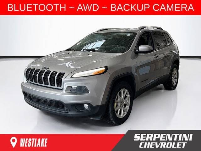 2016 Jeep Cherokee Latitude 4WD photo