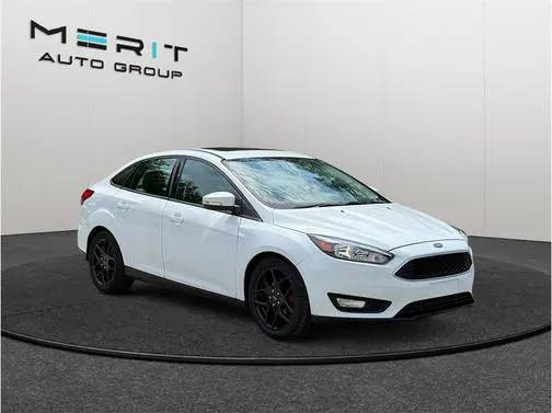 2016 Ford Focus SE FWD photo