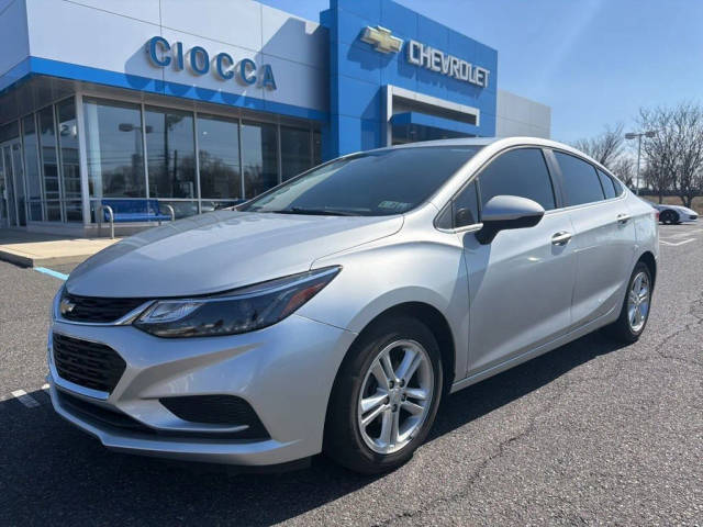 2017 Chevrolet Cruze LT FWD photo