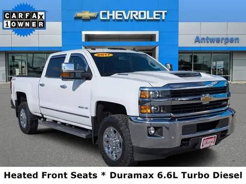 2017 Chevrolet Silverado 3500HD LTZ 4WD photo