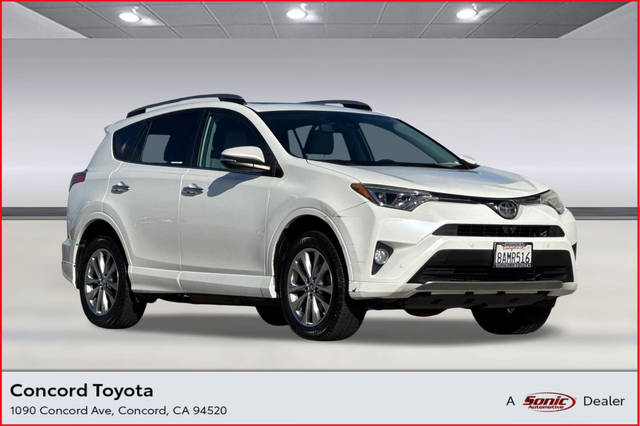 2017 Toyota RAV4 Platinum AWD photo
