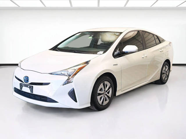 2017 Toyota Prius Three FWD photo