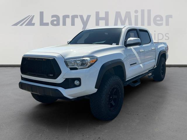 2017 Toyota Tacoma TRD Off Road RWD photo