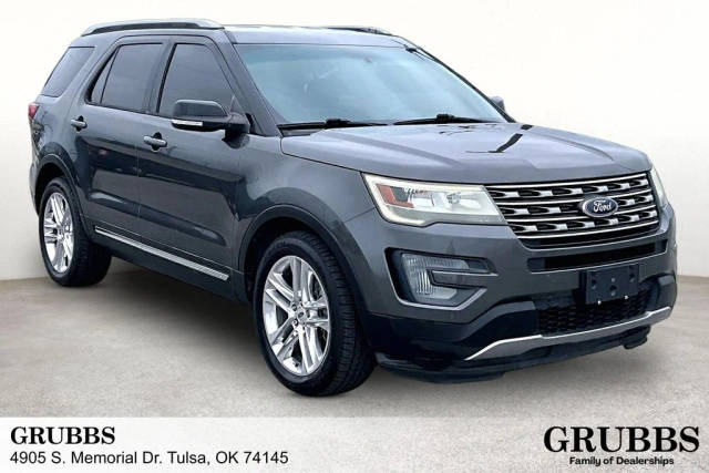 2017 Ford Explorer XLT FWD photo