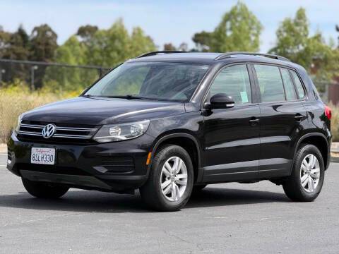 2017 Volkswagen Tiguan S AWD photo