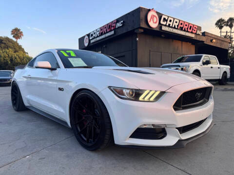 2017 Ford Mustang GT RWD photo