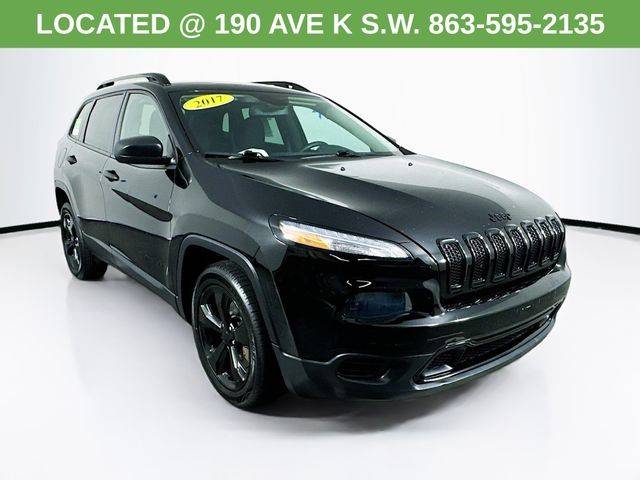 2017 Jeep Cherokee Altitude FWD photo