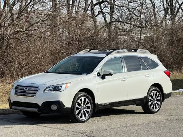 2017 Subaru Outback Limited AWD photo