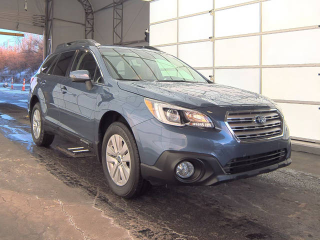 2017 Subaru Outback Premium AWD photo