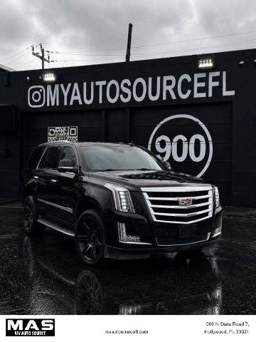 2017 Cadillac Escalade Luxury RWD photo