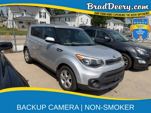 2017 Kia Soul Base FWD photo