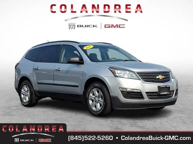 2017 Chevrolet Traverse LS AWD photo