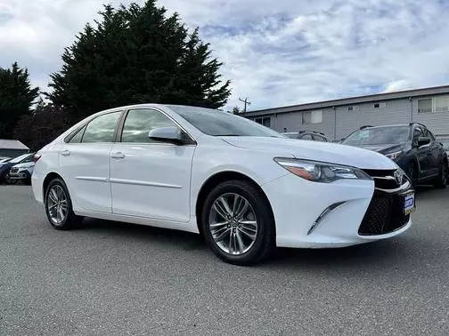 2017 Toyota Camry SE FWD photo