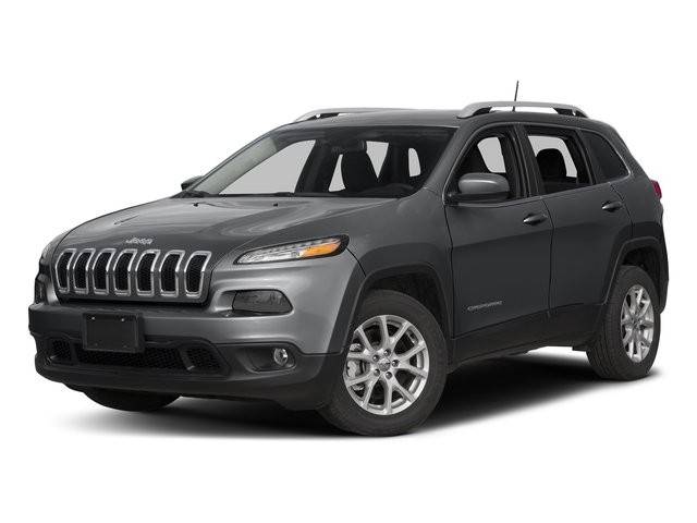 2017 Jeep Cherokee Latitude FWD photo