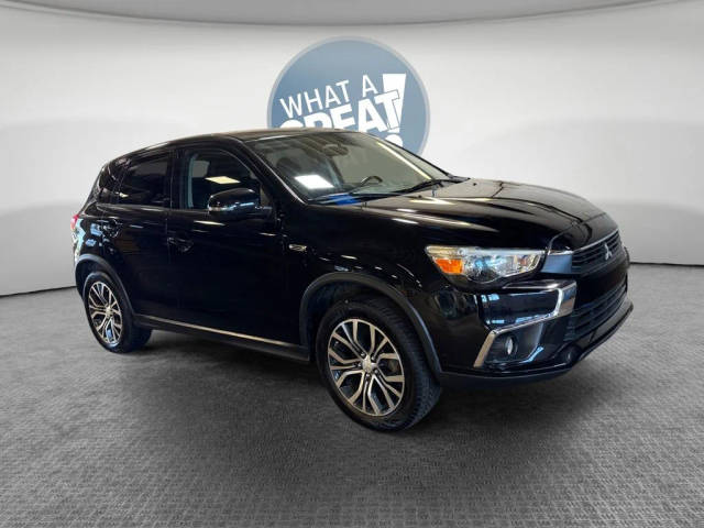 2017 Mitsubishi Outlander Sport SE 2.4 4WD photo