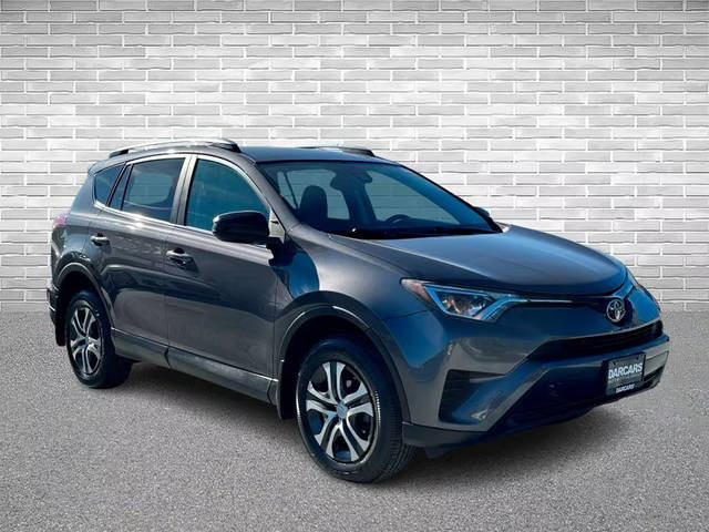 2017 Toyota RAV4 LE AWD photo