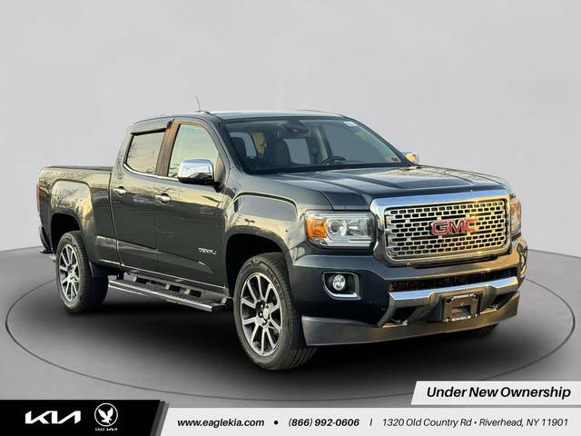 2017 GMC Canyon 4WD Denali 4WD photo