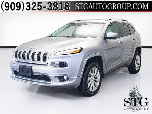 2017 Jeep Cherokee Overland 4WD photo