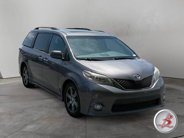 2017 Toyota Sienna SE Premium FWD photo
