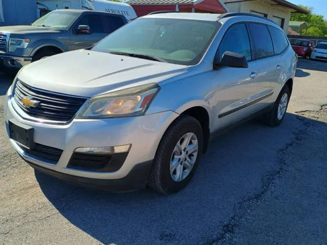 2017 Chevrolet Traverse LS FWD photo