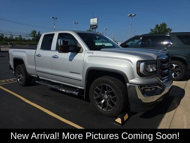 2017 GMC Sierra 1500 SLT 4WD photo