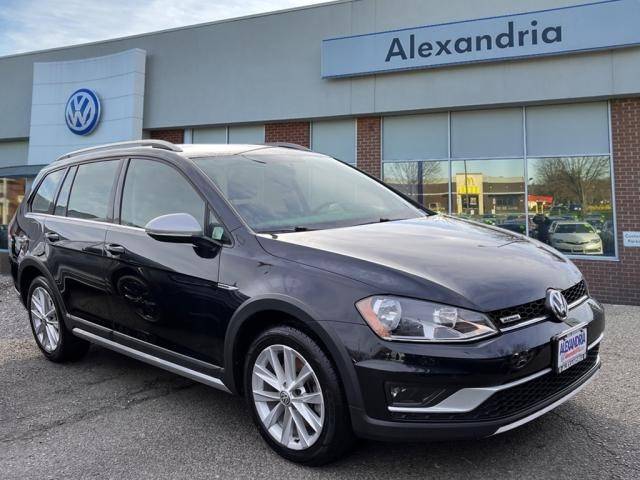 2017 Volkswagen Golf Alltrack S AWD photo