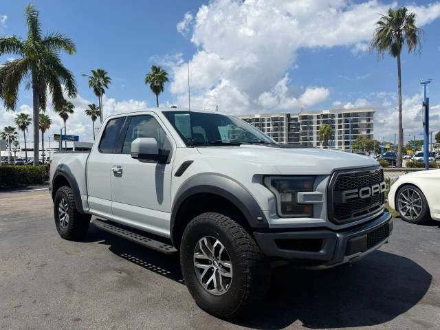 2017 Ford F-150 Raptor 4WD photo