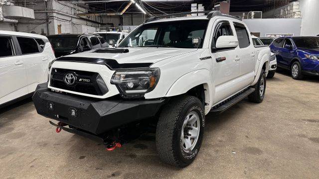 2015 Toyota Tacoma  4WD photo